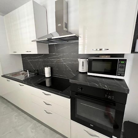 Apartmani Marjana 수페타르 외부 사진